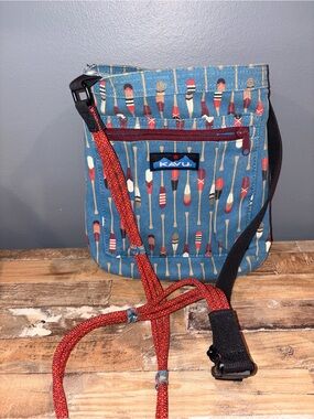 Kavu Oar-Print Crossbody Bag in Blue and Red